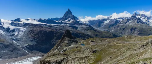 Hermoso Paisaje Con Pico Matterhorn Los Alpes Suizos Valais Suiza — Foto de Stock