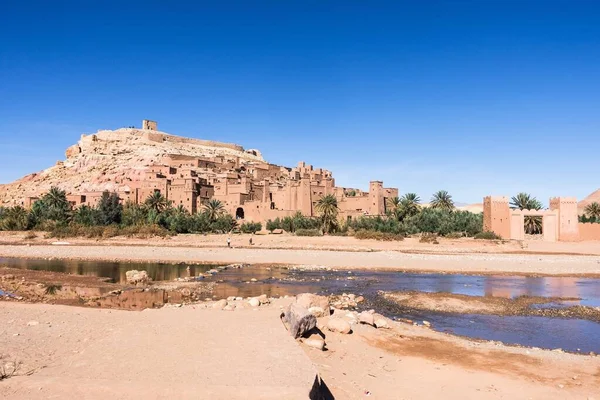 Épületcsoport Ait Ben Haddou Kasbah Unesco Világörökség Része Nappal Marokkóban — Stock Fotó