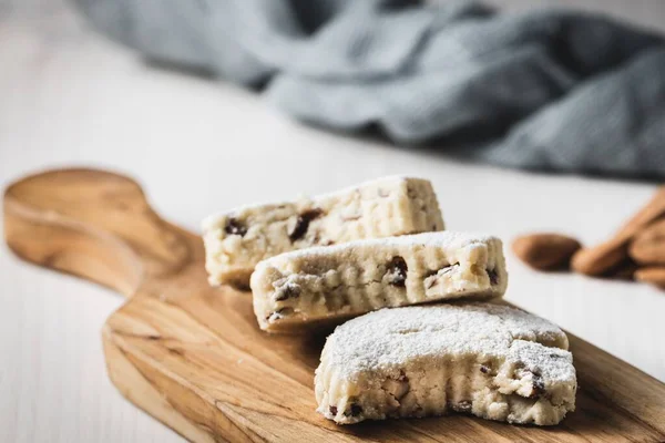 Primo Piano Biscotti Una Tavola Portata Legno — Foto Stock