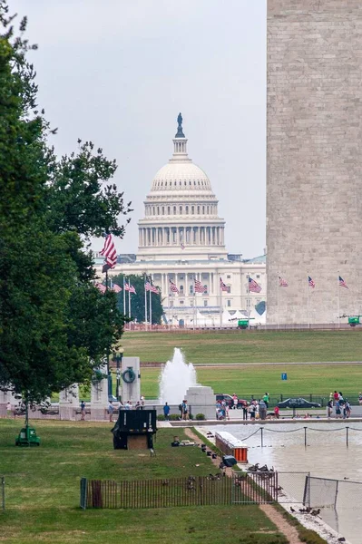 Telefoto Vista Longo Shopping Lincoln Memorial Vertical — Fotografia de Stock