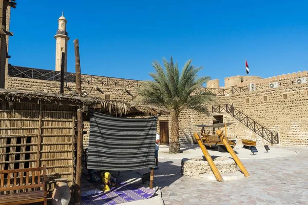 Quartier Historique Fahidi Sous Soleil Ciel Bleu Dubaï Aux Émirats — Photo