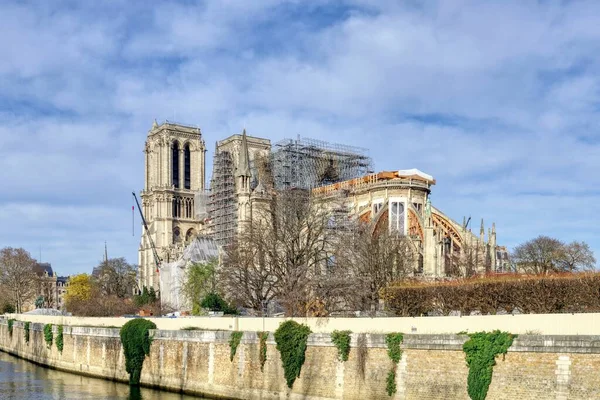 Belo Tiro Restaurações Torre Notre Dame Paris Depois Incêndio Paris — Fotografia de Stock