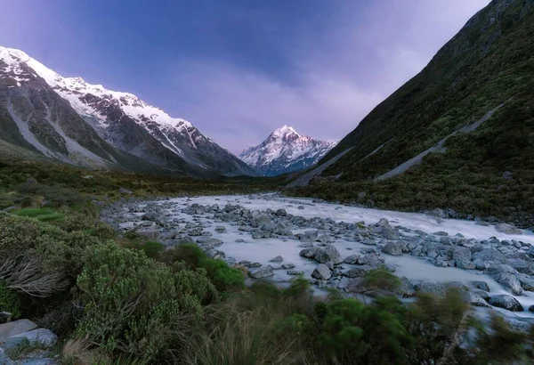 Uma Vista Deslumbrante Monte Cook Nova Zelândia Terreno Com Grama — Fotografia de Stock