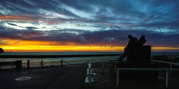 Fantastisk Bild Fiskarens Memorial Port Dover Ontario Kanada Solnedgången — Stockfoto