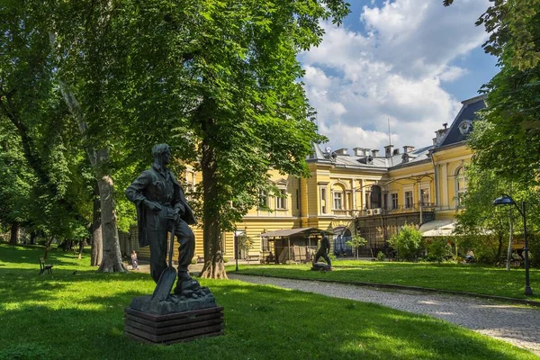 Vidvinkelbilde Nasjonalgalleriet Sofia Bulgaria – stockfoto