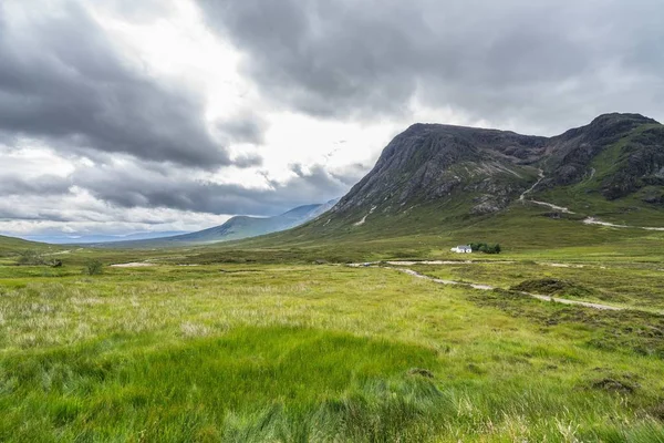 Het Landschap Van Glencoe Valley Een Bewolkte Dag Highlands Schotland — Stockfoto