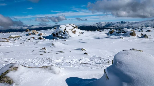 Piękny Widok Śnieżnych Gór Pealara Hiszpania — Zdjęcie stockowe