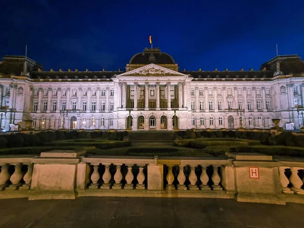 Pałac Królewski Belgii Nocy — Zdjęcie stockowe