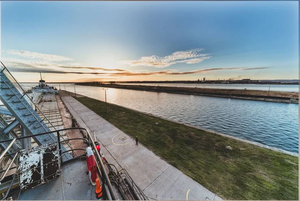 Hajó Megkötözve Sault Ste Marie Ban Sault Locks Nál — Stock Fotó