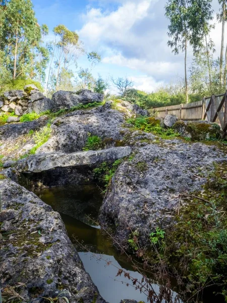 Gamla Trappor Utanför Den Gamla Byggnaden — Stockfoto