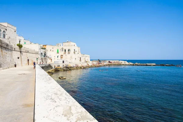 Όμορφη Θέα Της Προκυμαίας Giovinazzo Στην Απουλία Της Ιταλίας Καταγάλανο — Φωτογραφία Αρχείου