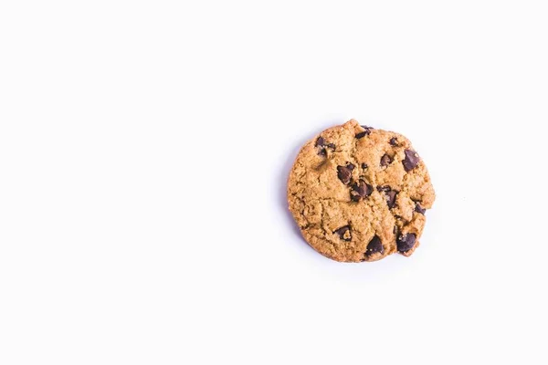 Egy Közeli Felvétel Egy Csokis Sütiről Amit Fehér Alapon Izoláltak — Stock Fotó