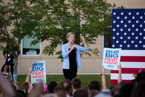 Paul Estados Unidos Ago 2019 Elizabeth Warren Reúne Macalester College — Fotografia de Stock