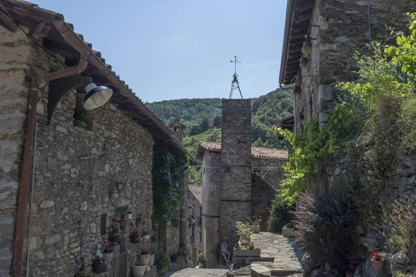 Edifici Pietra Rovinati Centro Storico Circondato Montagne — Foto Stock