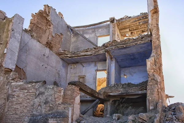 Ruined Stone Brown Building Daytime — Stock Photo, Image