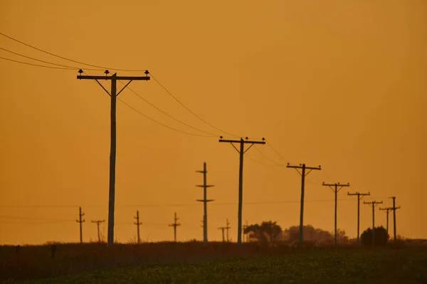 Krajobraz Zachodu Słońca Napowietrznych Liniach Energetycznych — Zdjęcie stockowe