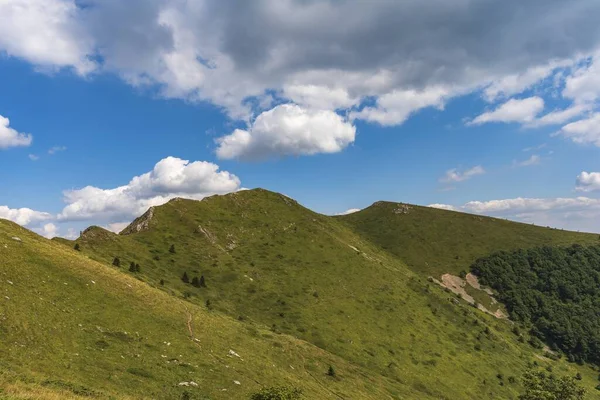 Une Belle Vue Sur Les Montagnes Stara Planina Bulgarie Été — Photo