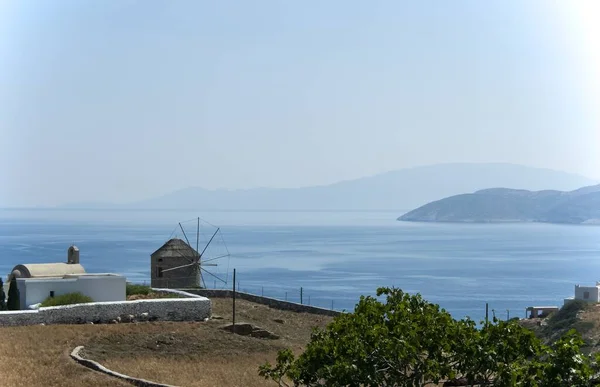 Die Griechische Insel Shinioussa Und Ein Blick Auf Das Meer — Stockfoto