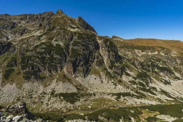 保加利亚Orlovetz峰和Zliq Zub Rila山的岩石 — 图库照片