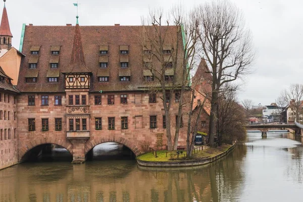 Nrnberg Γερμανία Φεβρουάριος 2020 Ιστορική Γέφυρα Που Ονομάζεται Museumsbruecke Πάνω — Φωτογραφία Αρχείου