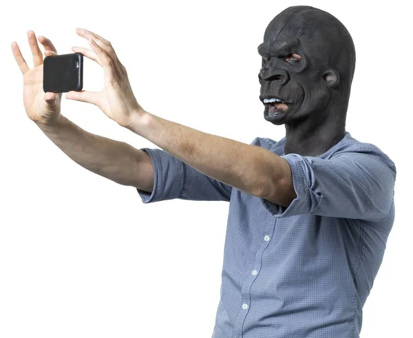 Ένας Άντρας Μια Μαύρη Θυμωμένη Μάσκα Βγάζει Μια Σέλφι Ένα — Φωτογραφία Αρχείου