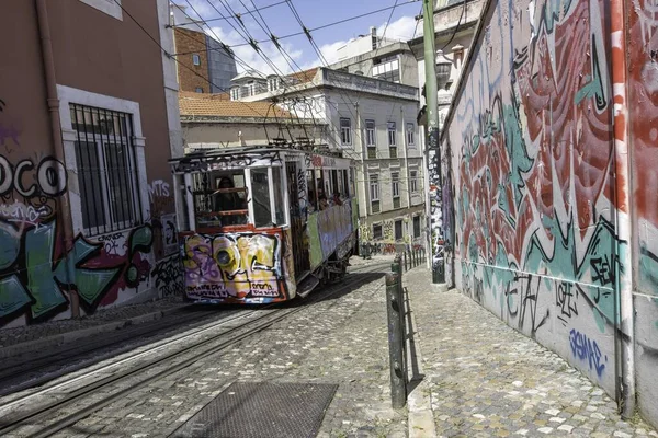 Lisboa Portugal 2019 Eléctrico Histórico Teleférico Para Transportes Públicos Bairro — Fotografia de Stock