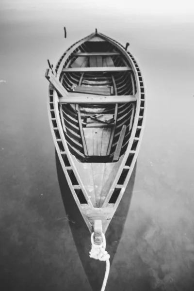 Perahu Tua Foto Hitam Dan Putih Perahu Tua Kroasia — Stok Foto