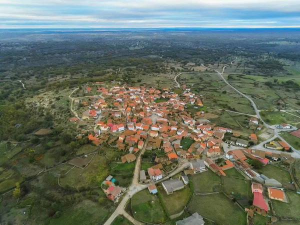 Egy Légi Felvétel Egy Faluról Salamancában Spanyolországban — Stock Fotó