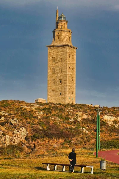 Vertical Shot Tourist Admiring Tower Hercules Coruna Galicia Spain — Stock Photo, Image