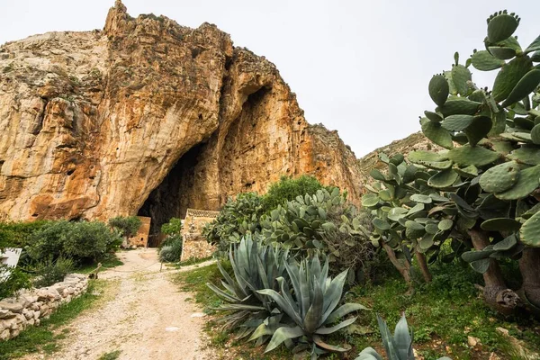 Cueva Mangiapane Paleolítico Superior Custonaci Sicilia Italia — Foto de Stock