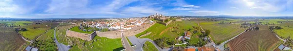 Una Vista Panoramica Del Comune Estremoz Portogallo Sotto Cielo Pieno — Foto Stock