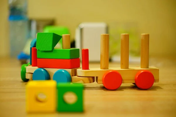 Gros Plan Train Jouets Bois Sur Une Surface Bois — Photo