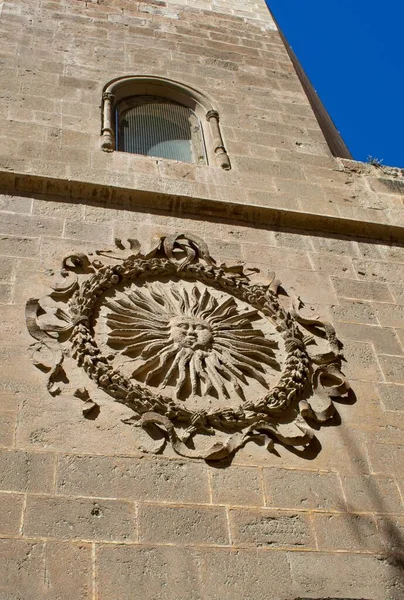 Catedral Almeria Sul Espanha Com Uma Escultura Sol Parede Oriental — Fotografia de Stock