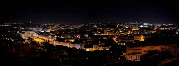 Uma Foto Panorâmica Lisboa Portugal Noite — Fotografia de Stock