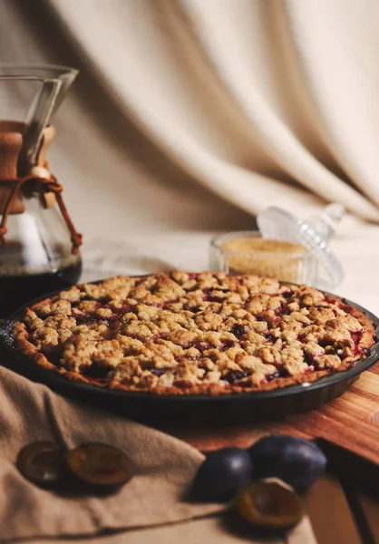 Delicioso Pastel Ciruela Con Café Chemex Ingredientes Con Tela Una — Foto de Stock