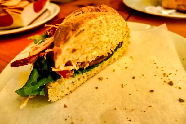 Une Mise Point Sélective Sandwich Tranché — Photo