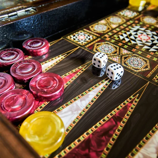Closeup Colorful Backgammon Dice Table Lights — Stock Photo, Image
