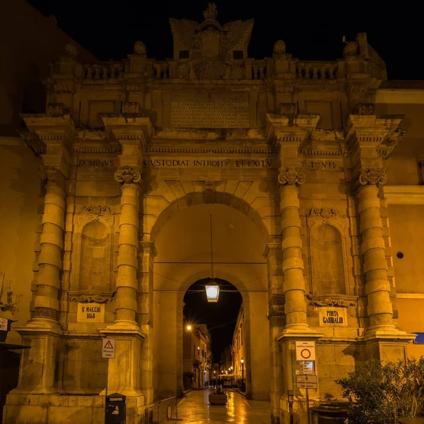 Vista Noturna Belo Portão Cidade Porta Garibaldi Marsala Sicília Itália — Fotografia de Stock