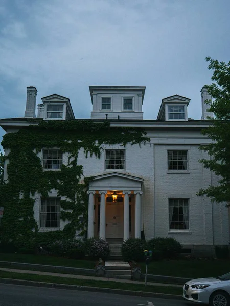 Facade Mansion House Creeping Vines Lit Doorstep Light Cloudy Sky — Stock Photo, Image