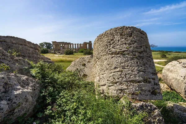 イタリア シチリア島のセリヌンテ考古学公園にあるヘラ神殿の遺跡 — ストック写真
