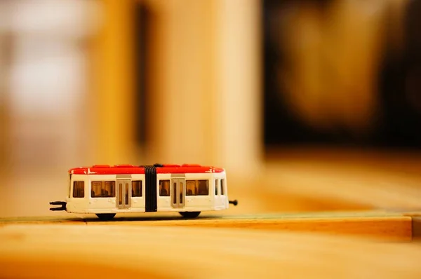Познан Поланд Марта 2020 Маленький Белый Игрушечный Трамвай Siku Классической — стоковое фото