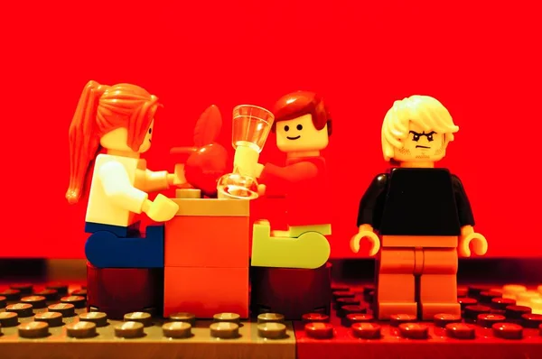 Познан Поланд Февраля 2019 Года Мужчина Женщина Лего Встречаются Столом — стоковое фото