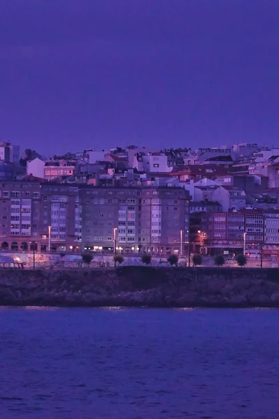 Muchos Edificios Iluminados Ciudad Costera Coruña Alojamientos Galicia España — Foto de Stock