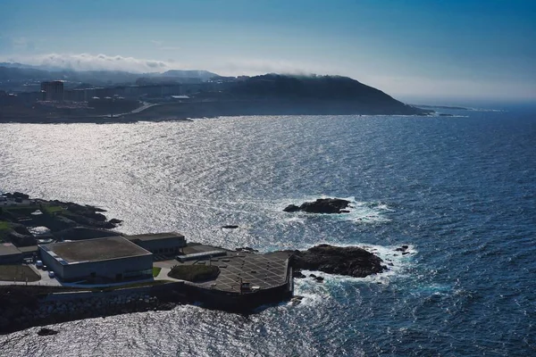 Una Vista Panorámica Una Instalación Industrial Cuerpo Del Mar Coruña — Foto de Stock
