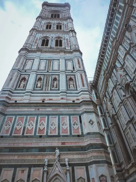 Låg Vinkel Bild Katedralen Santa Maria Del Fiore Florens Italien — Stockfoto