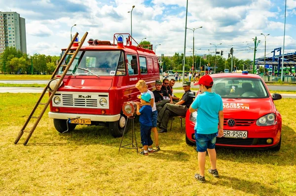 Poznan Poland Jun 2019 Brandkårens Evenemang Staden Med Utställningsfordon — Stockfoto