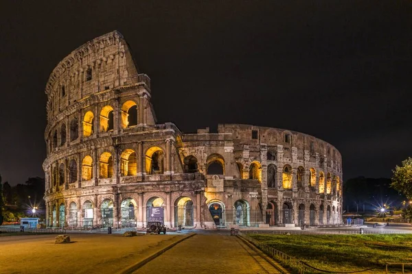 Roma Itália Maio 2016 Fotografia Noturna Coliseu Roma Itália — Fotografia de Stock