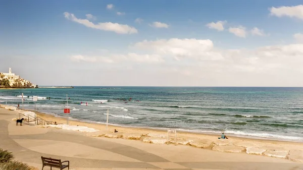 Una Hermosa Vista Las Olas Océano Con Cielo Nublado Fondo —  Fotos de Stock