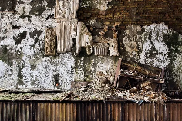 Övergivet Piano Pripyat Tjernobyl — Stockfoto