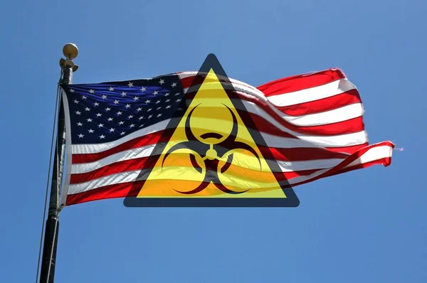 コロナウイルス アメリカの国旗とバイオハザード警告 — ストック写真